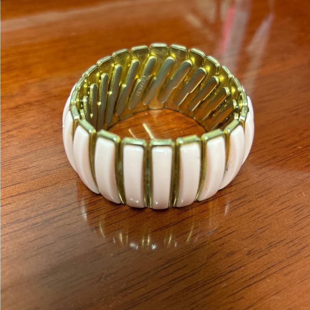 Crown Trifari Cuff Stretch Bracelet -PINK -Vintage 1940 1950s